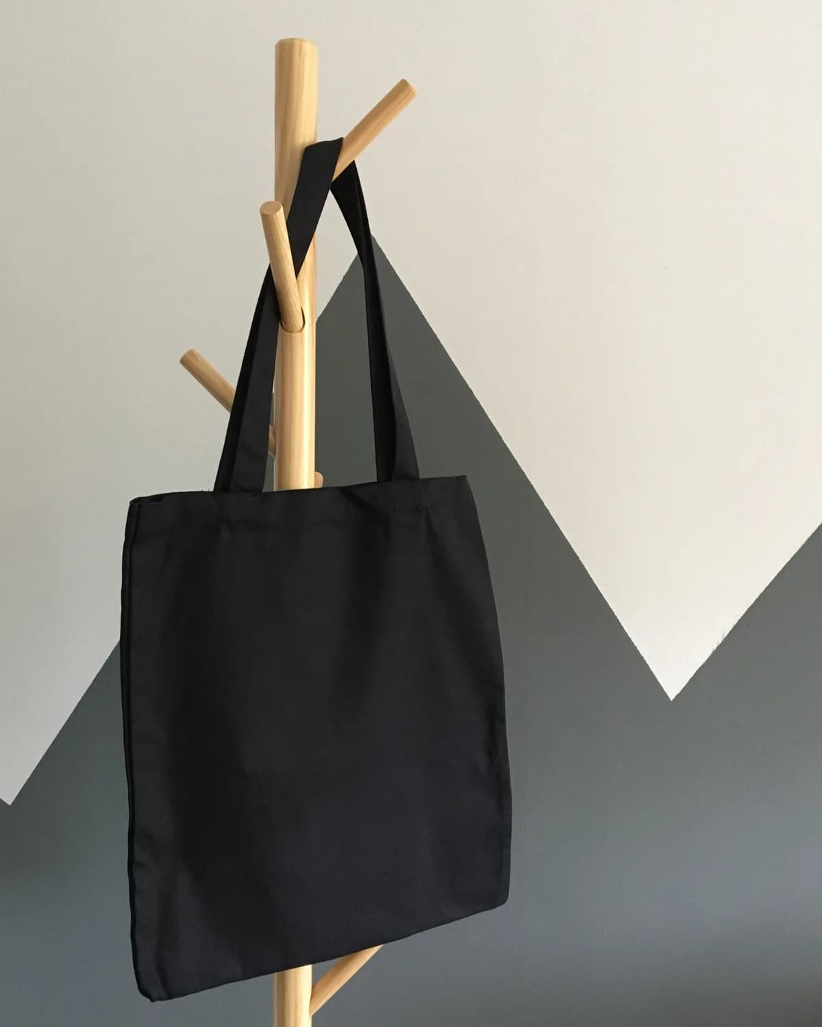 FIELD UTILITY BACKPACK — charcoal
