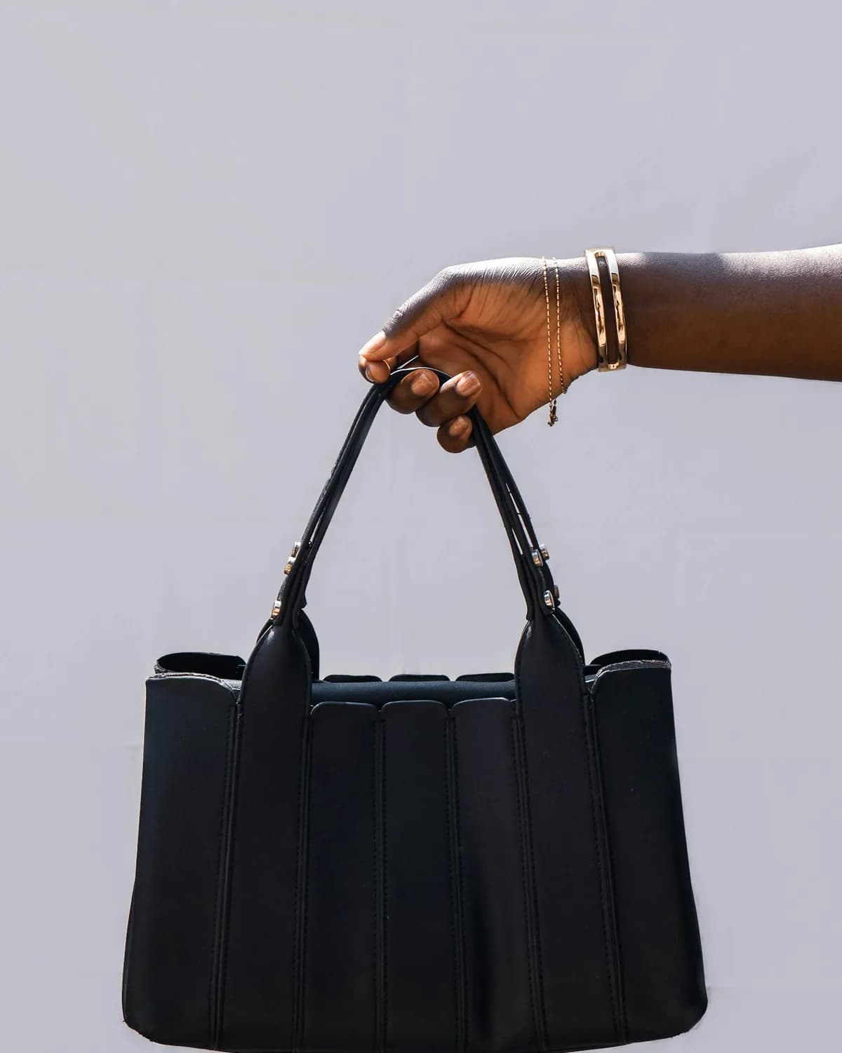 TRANSIT SLING BAG — black, detail